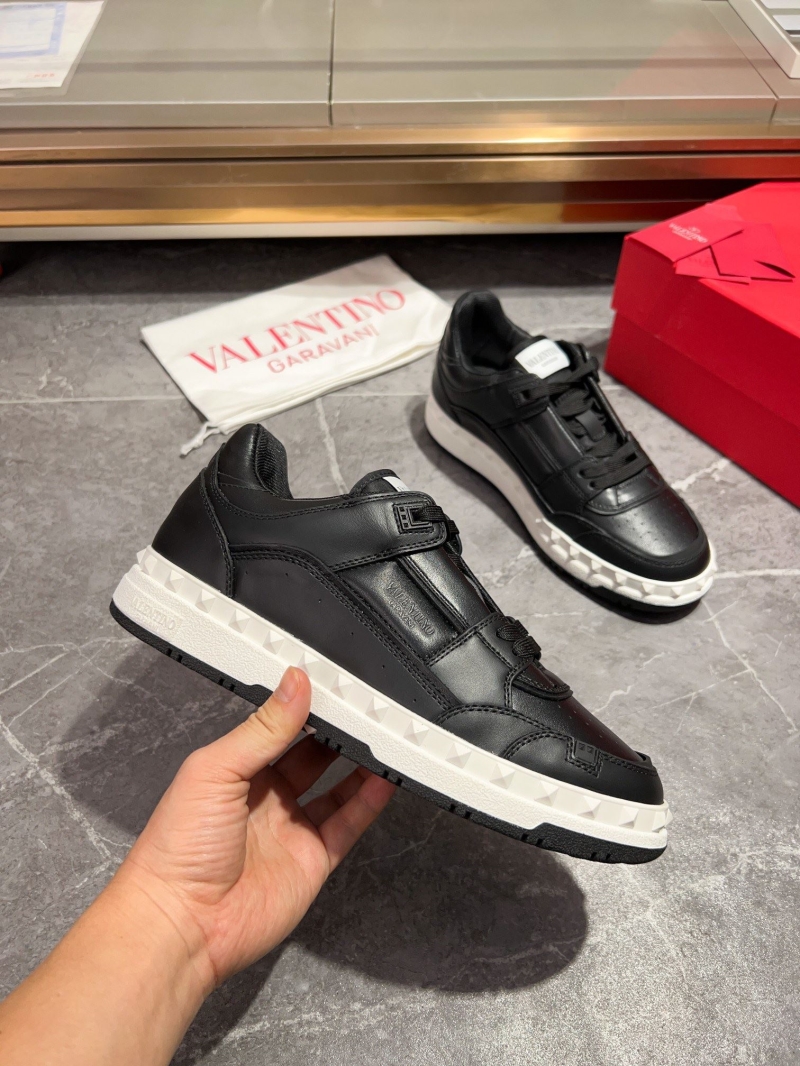 Valentino Sneakers